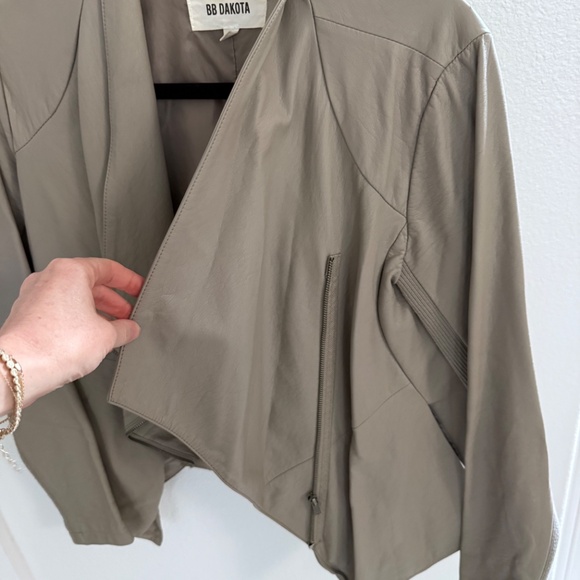 Faux leather jacket BB Dakota SZ medium - Picture 2 of 5